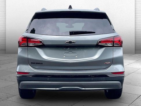 Used 2024 Chevrolet Equinox RS w/ LPO, Floor Liner Package FWD image 3