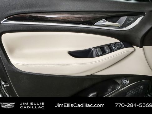 Used 2021 Buick Enclave Essence w/ Sport Touring Edition image 7