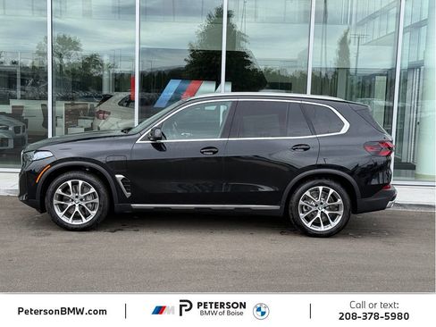 New 2026 BMW X5 xDrive50e AWD/4WD image 2