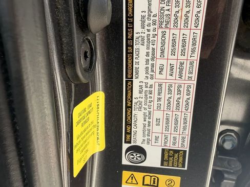 Used 2017 Toyota RAV4 LE FWD image 27