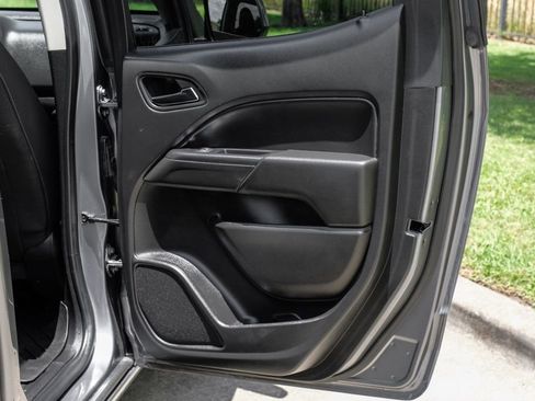 Used 2020 Chevrolet Colorado LT w/ Colorado RST Special Edition RWD image 47