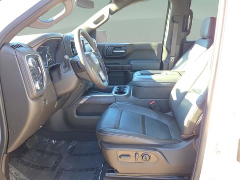 Used 2022 GMC Sierra 1500 Denali w/ Denali Premium Package image 9