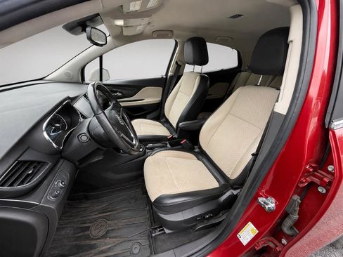 Used 2019 Buick Encore Preferred w/ Safety Package AWD/4WD image 9