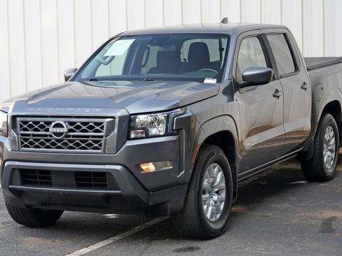 Used 2022 Nissan Frontier SV RWD image 41