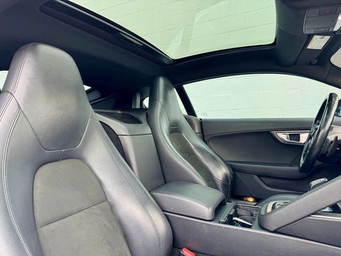 Used 2017 Jaguar F-TYPE Coupe image 17