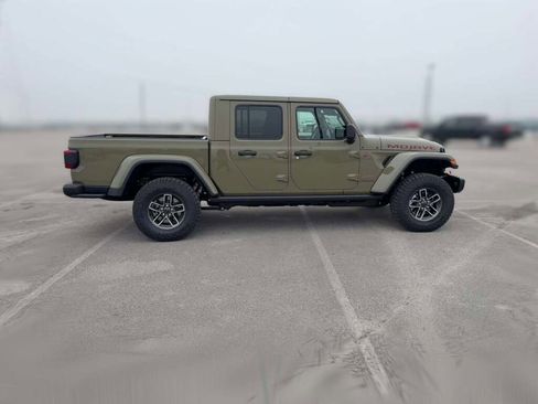 New 2026 Jeep Gladiator Mojave image 14