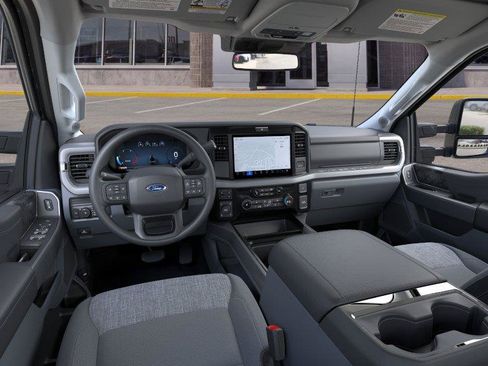 New 2026 Ford F350 XLT w/ XLT Premium Package AWD/4WD image 9