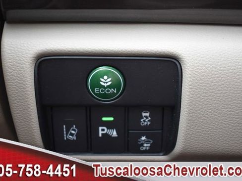 Used 2017 Honda Accord Touring image 38