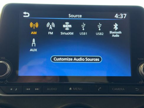 Used 2025 Nissan Sentra SR FWD image 48