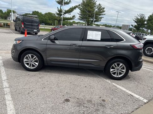 Used 2017 Ford Edge SEL w/ Equipment Group 201A AWD/4WD image 18