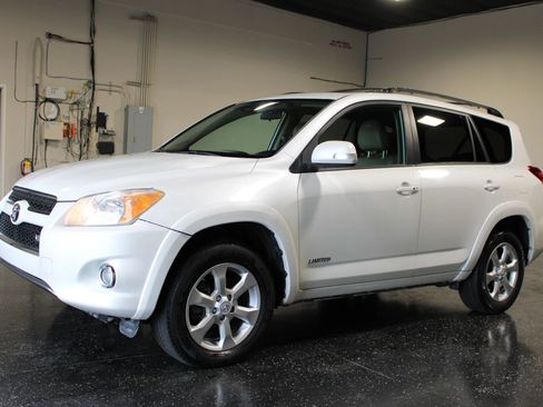 Used 2010 Toyota RAV4 Limited FWD image 7