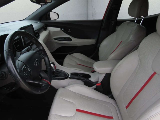 Used 2019 Hyundai Veloster Turbo Ultimate FWD image 14