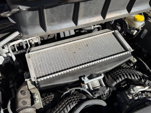 Used 2023 Subaru Ascent Limited image 34