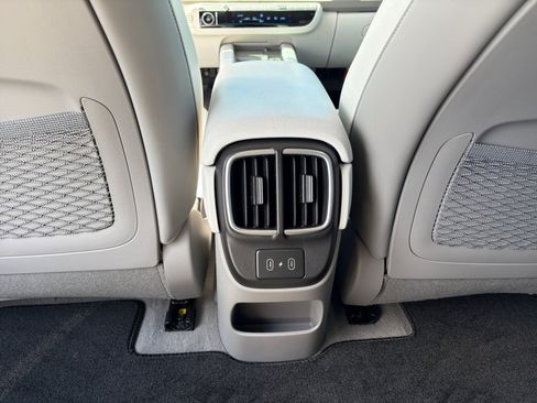 Used 2024 Hyundai Ioniq 6 SEL AWD/4WD image 30
