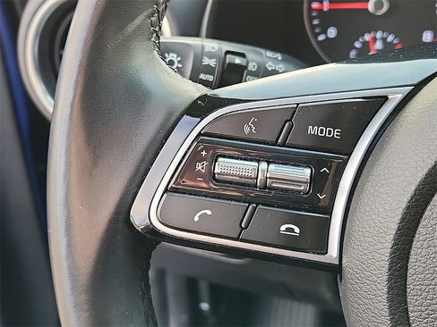 Used 2021 Kia Forte EX image 22