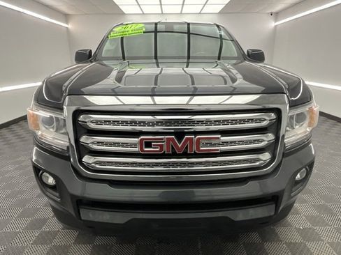 Used 2017 GMC Canyon SLE w/ SLE Convenience Package image 2