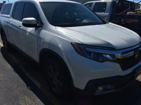 Used 2020 Honda Ridgeline RTL-E image 2