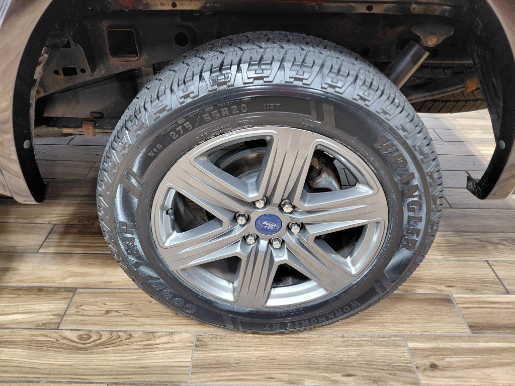Used 2020 Ford F150 XLT w/ Equipment Group 302A Luxury AWD/4WD image 19