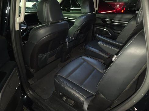 Used 2025 Kia Telluride S AWD/4WD image 7