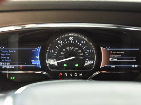 Used 2017 Lincoln Navigator L Select AWD/4WD image 26