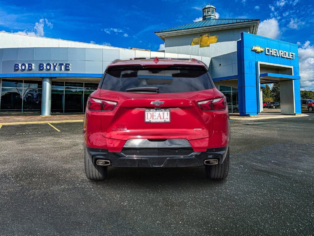 Used 2022 Chevrolet Blazer RS w/ Driver Confidence II Package FWD image 4
