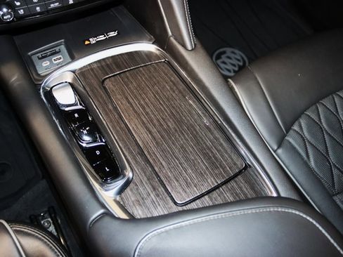 Used 2023 Buick Enclave Avenir w/ Avenir Technology Package image 42