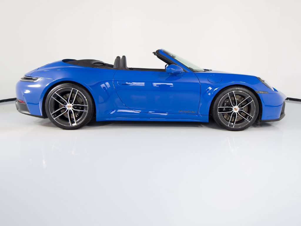 Certified 2025 Porsche 911 Carrera 4 GTS AWD/4WD image 13