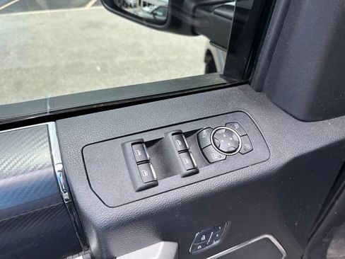 Used 2018 Ford F150 Lariat AWD/4WD image 16