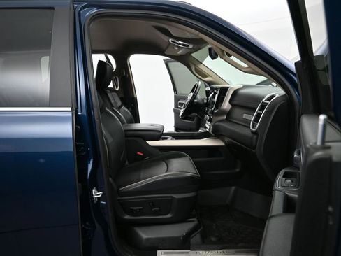Used 2020 RAM 3500 Laramie AWD/4WD image 12