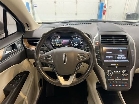 Used 2015 Lincoln MKC FWD w/ Equipment Group 102A Reserve image 11
