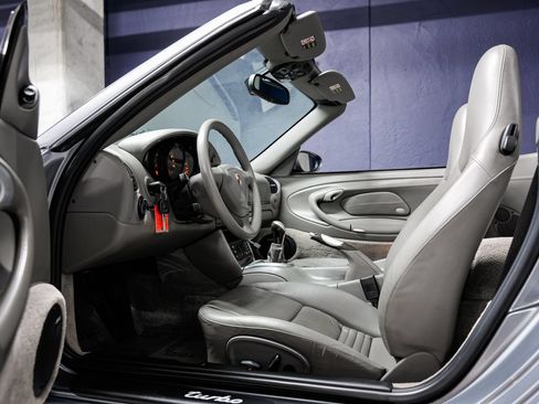 Used 2004 Porsche 911 Turbo AWD/4WD image 20