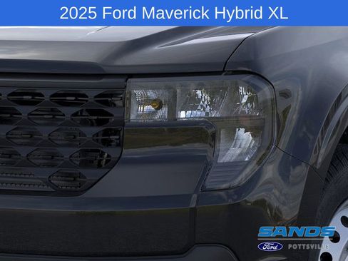 New 2025 Ford Maverick XL w/ Equipment Group 101A image 19