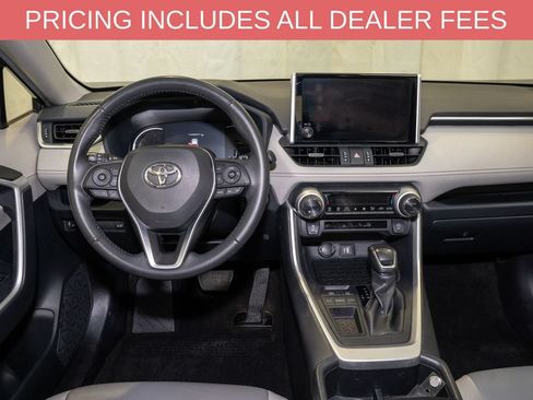 Used 2023 Toyota RAV4 XLE Premium FWD image 7