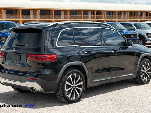 Used 2022 Mercedes-Benz GLB 250 image 6