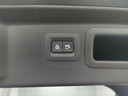 Used 2025 MAZDA CX-50 AWD 2.5 S w/ Preferred Package image 13