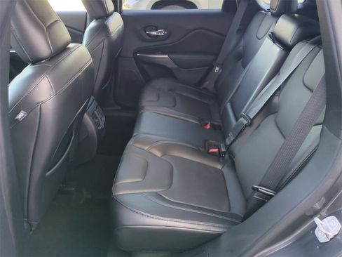 Certified 2021 Jeep Cherokee Latitude Lux image 19