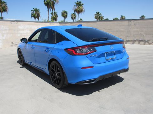 Used 2022 Honda Civic Sport image 6