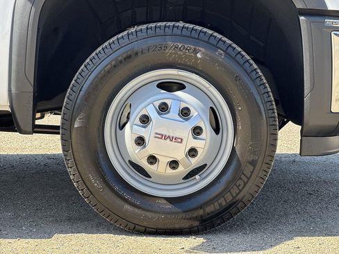 New 2026 GMC Sierra 3500 Pro RWD image 26