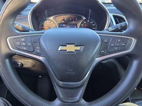 Used 2022 Chevrolet Equinox LT image 29
