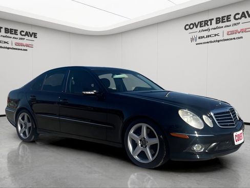 Used 2009 Mercedes-Benz E 350 Sedan image 1