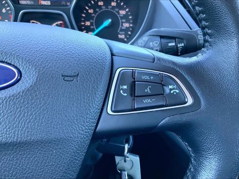 Used 2018 Ford Escape SEL image 24