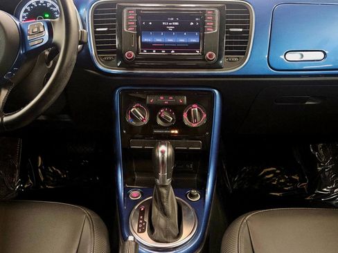 Used 2017 Volkswagen Beetle 1.8T SE image 27