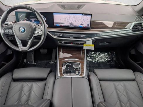 Used 2026 BMW X5 xDrive50e w/ Parking Assistance Package AWD/4WD image 19