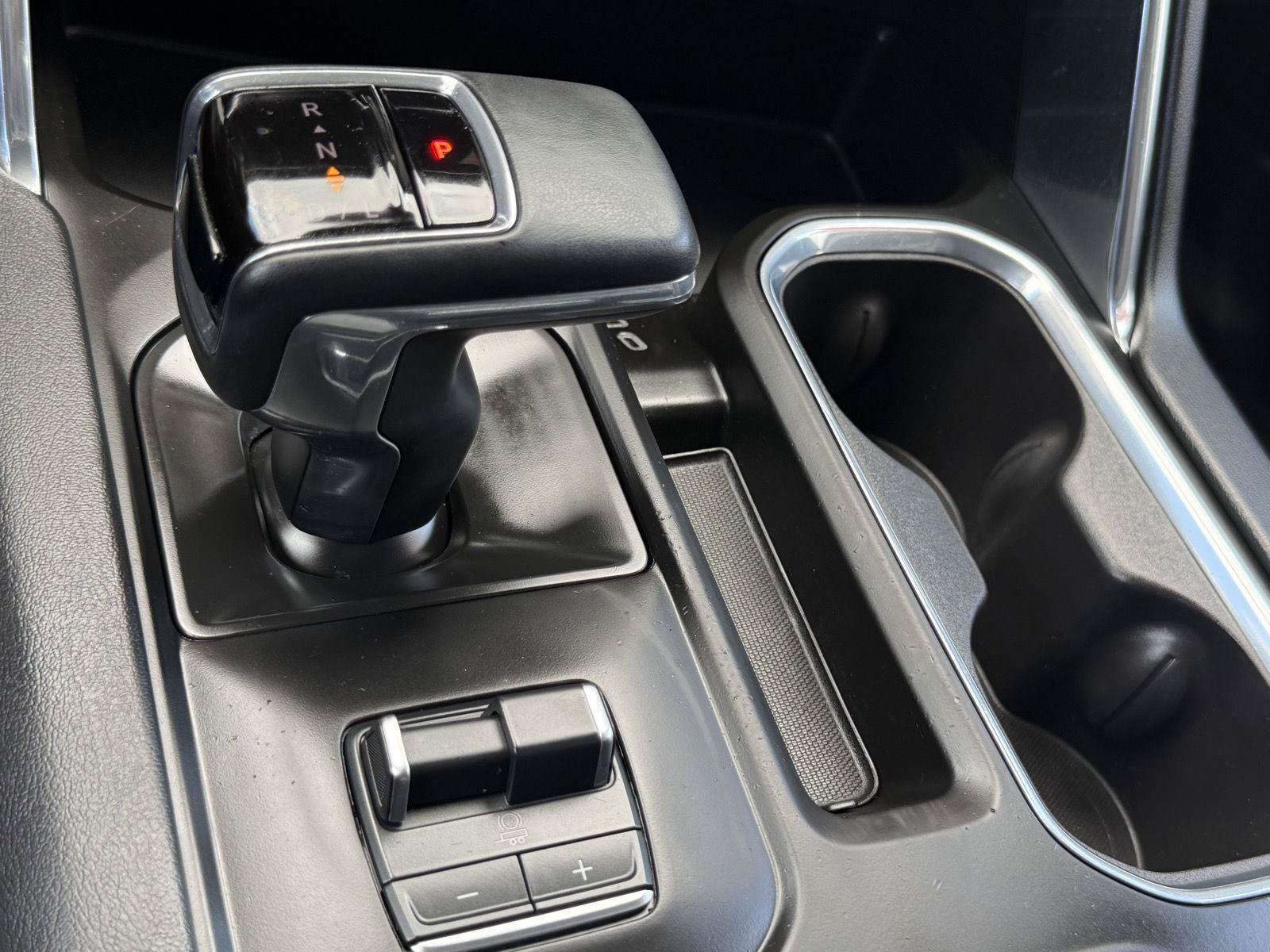 Used 2024 GMC Sierra 1500 Denali AWD/4WD image 32