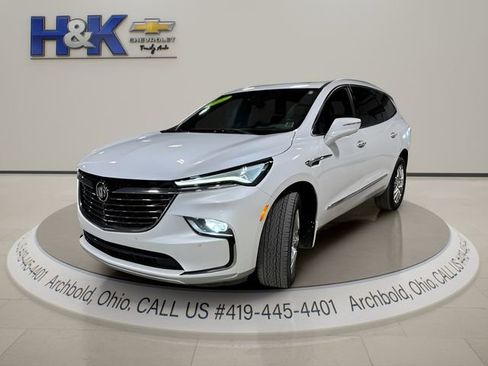 Used 2022 Buick Enclave Premium w/ Experience Buick Package AWD/4WD image 3