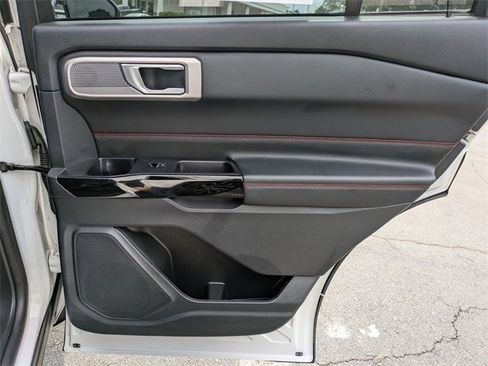 Used 2022 Ford Explorer ST-Line w/ Class IV Trailer Tow Package image 36