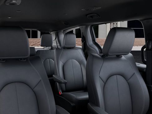 New 2026 Chrysler Pacifica Select image 26