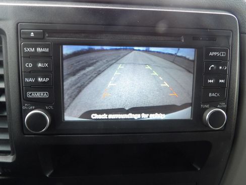 Used 2017 Nissan NV 3500 SL w/ Technology Package RWD image 18