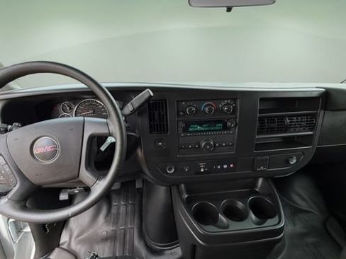 Used 2025 GMC Savana 2500 w/ Driver Convenience Package RWD image 19