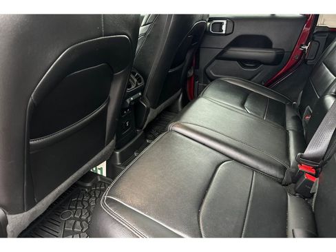 Used 2021 Jeep Wrangler Unlimited Sahara w/ Safety Group image 13